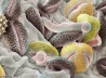 Серые гранулы – пыльцевые зерна от калины лавролистной. Одно из них начало превращаться в трубку, по которой сперма переходит в семязачаток&hellip;